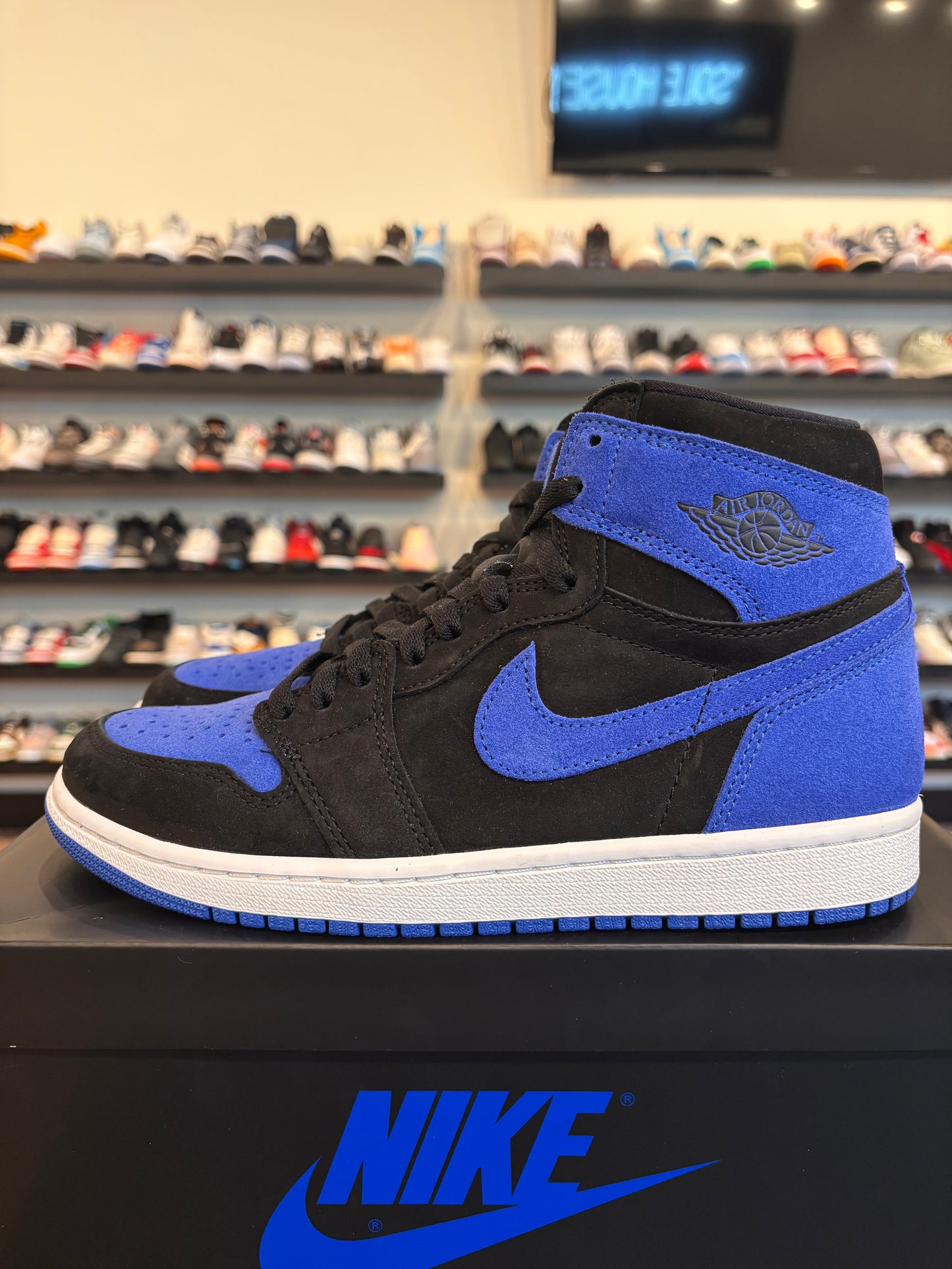 Jordan 1 Reimagined Royal Size 8 Pre-Owned