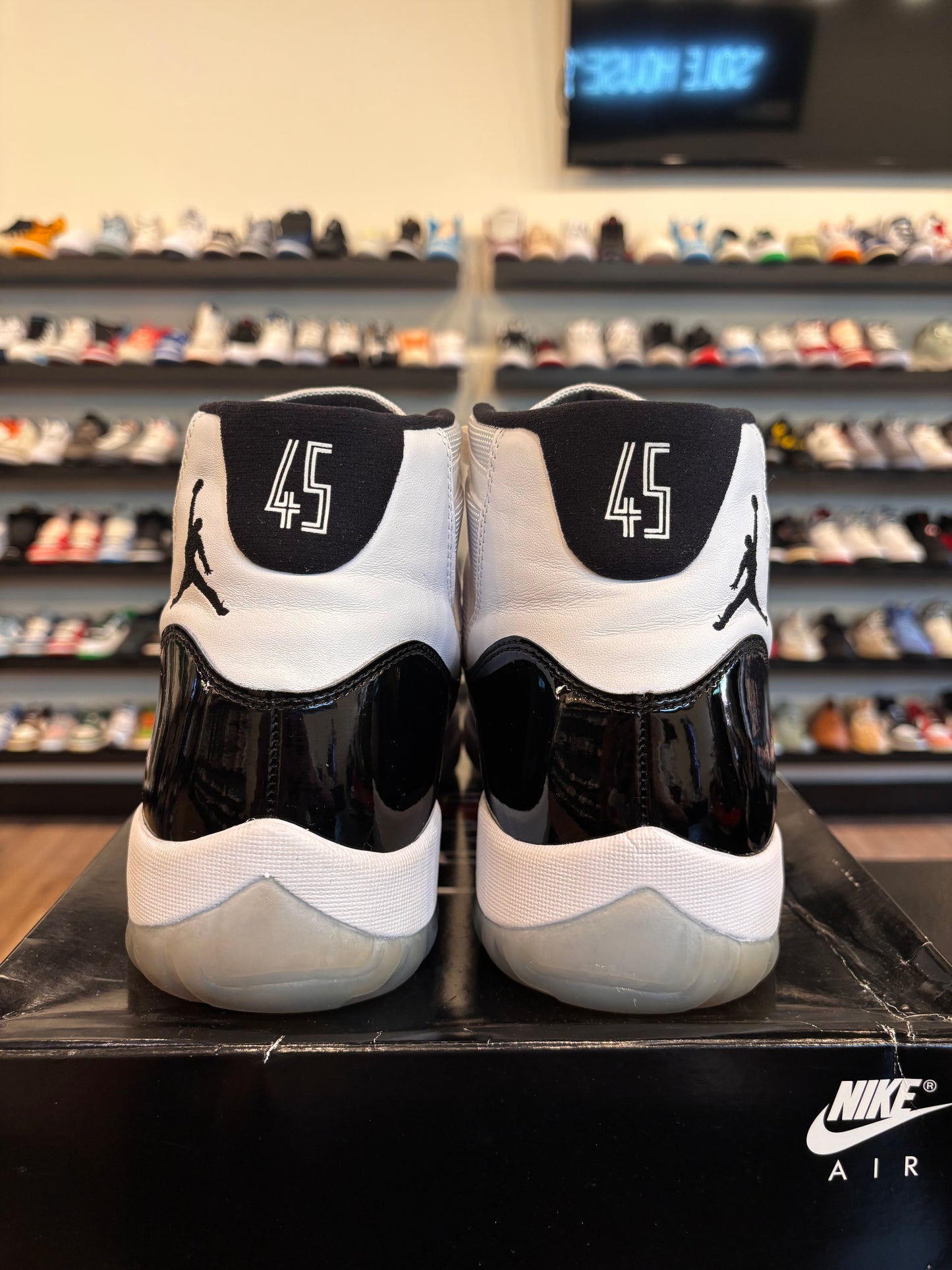 Jordan 11 Concord 2018 Size 14 Pre-Owned
