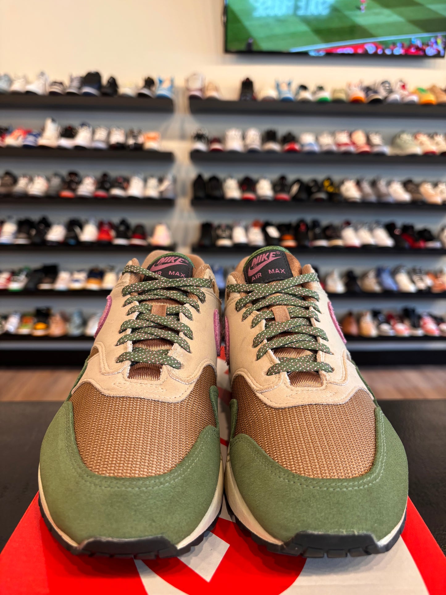 Nike Air Max 1 Treeline Size 8 Pre-Owned
