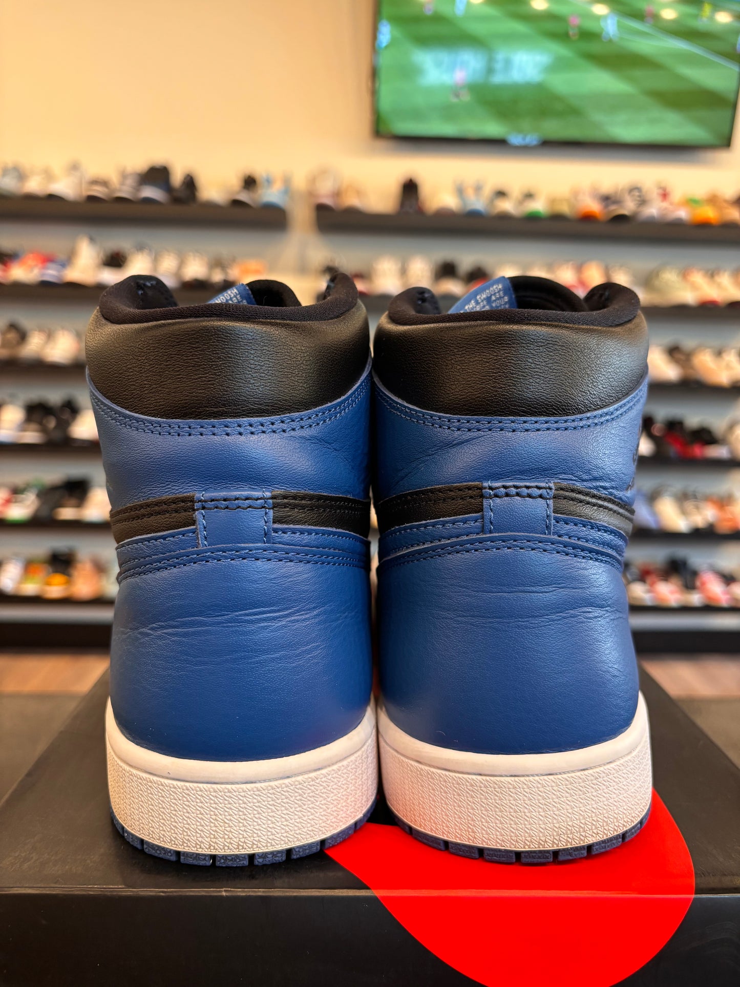 Jordan 1 Marina Blue Size 12 Pre-Owned