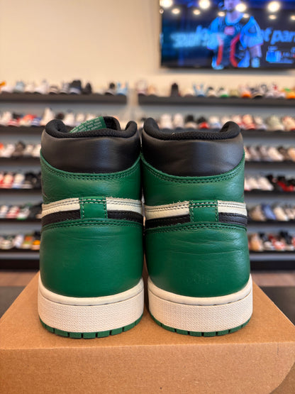 Jordan 1 Pine Green 1.0 Size 10.5 Pre-Owned (No Box)