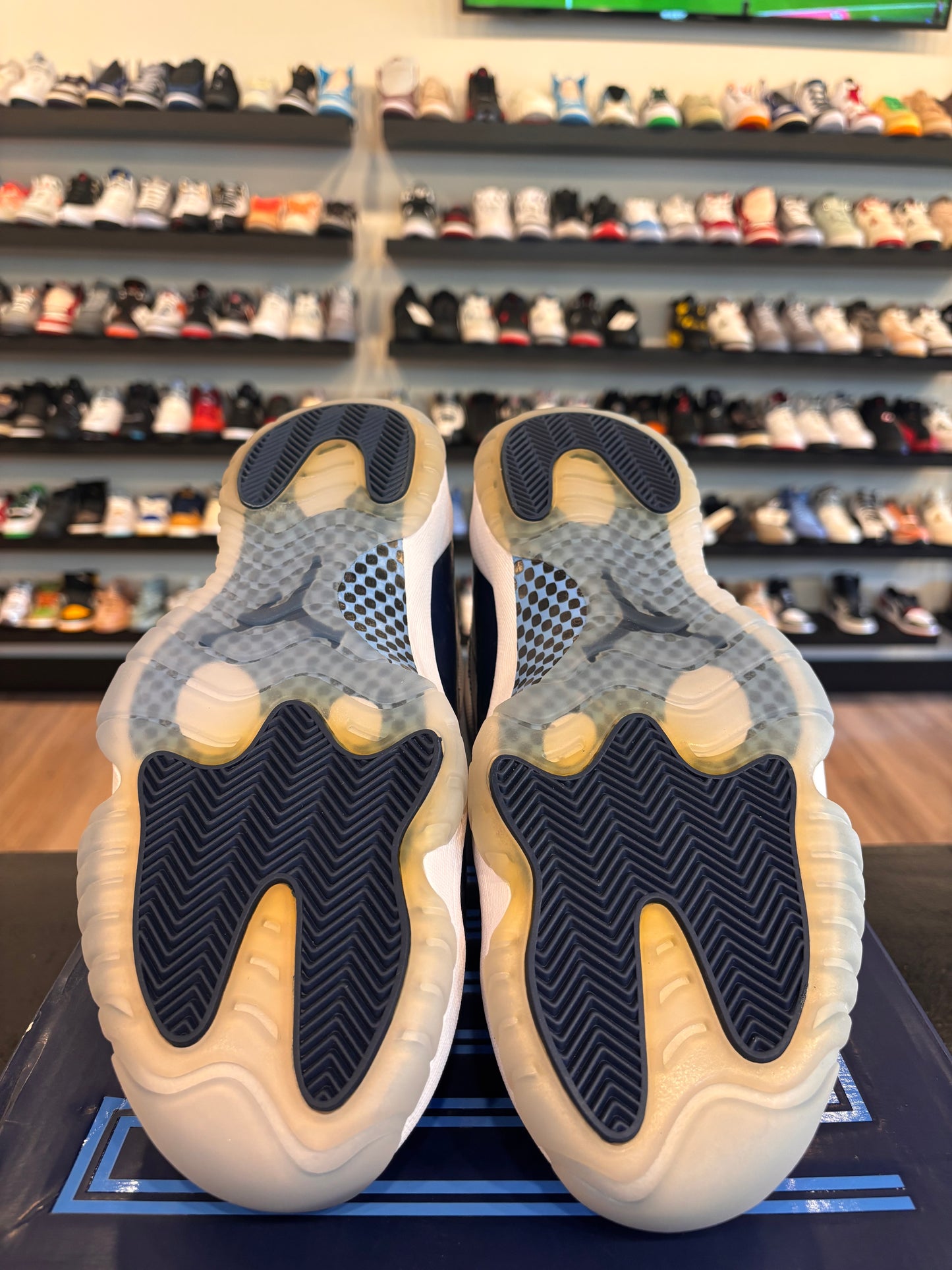 Jordan 11 Win Like 82 Size 13 Brand New