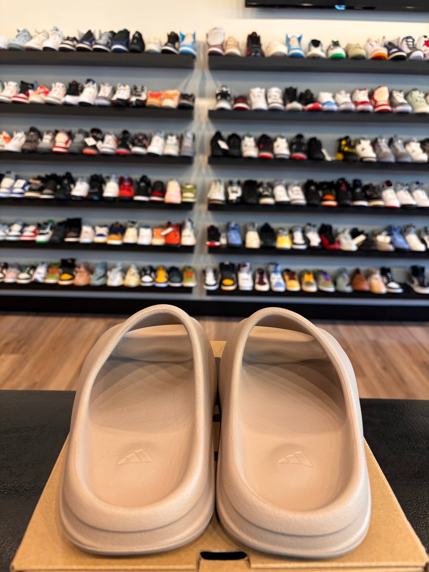 Yeezy Slide Pure Size 6 Pre-Owned