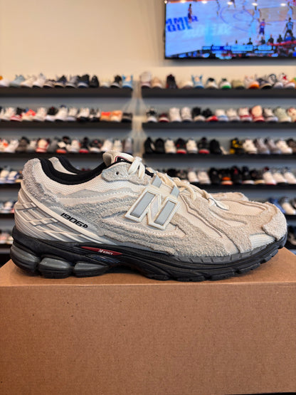 New Balance 1906R Up There Size 11 Pre-Owned (No Box)