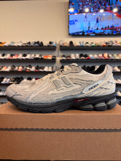New Balance 1906R Up There Size 11 Pre-Owned (No Box)