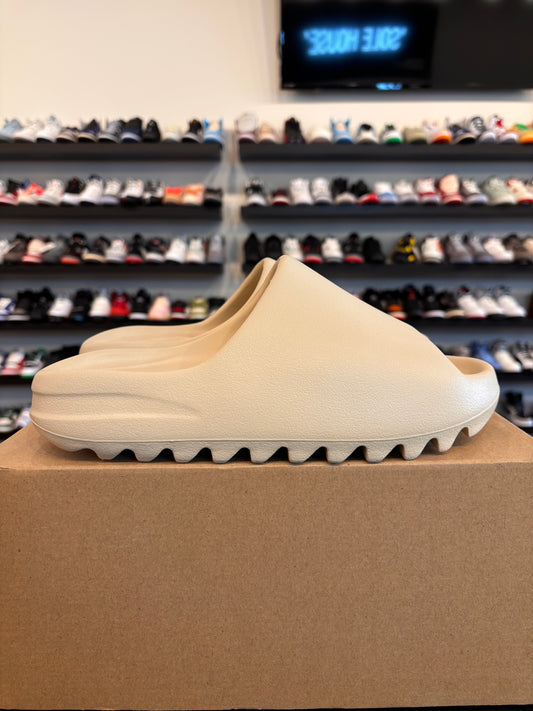 Yeezy Slide Bone Size 8 Brand New