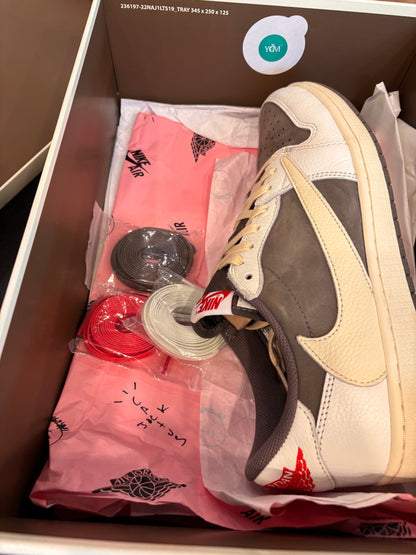 Jordan 1 Low Travis Scott Reverse Mocha Size 11 Pre-Owned