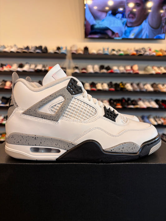 Jordan 4 White Cement 2016 Size 8 Pre-Owned