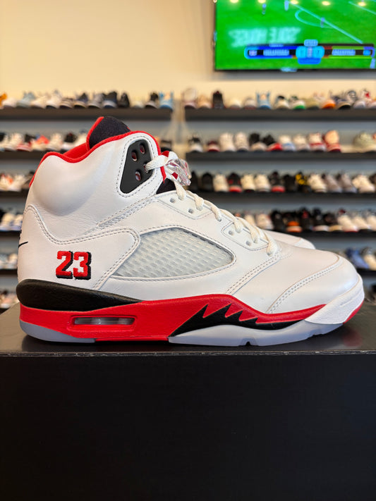 Jordan 5 Fire Red 2025 Size 8 Brand New