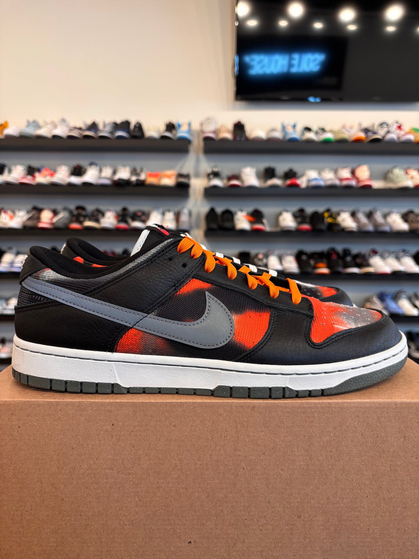 Nike Dunk Low Graffiti Size 12 Pre-Owned (No Box)