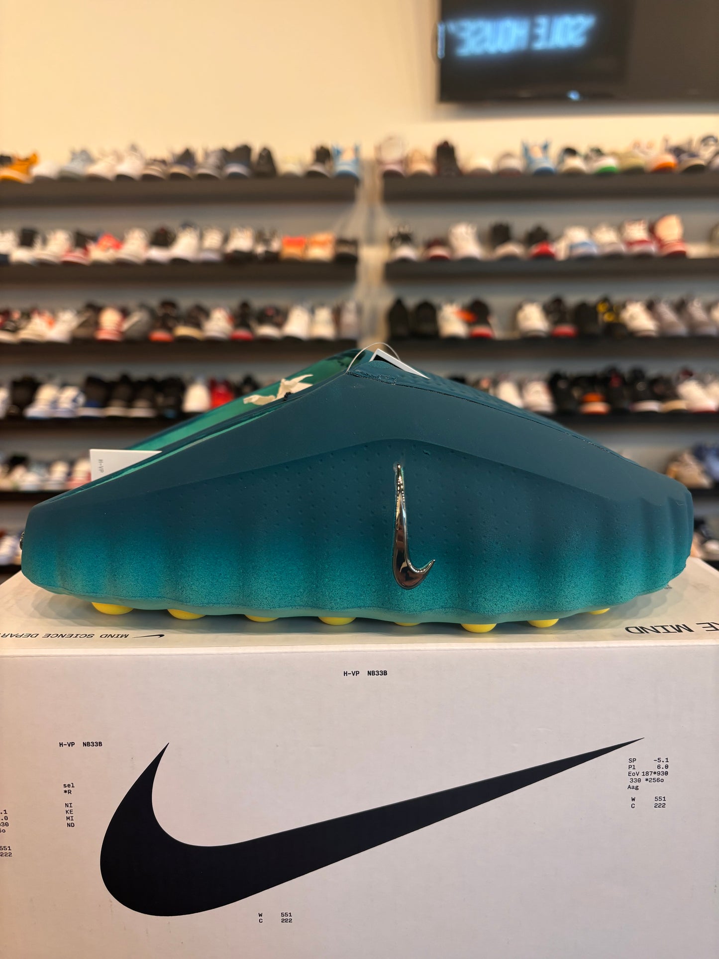Nike Mine Slide 001 Teal Green Size 7 Brand New