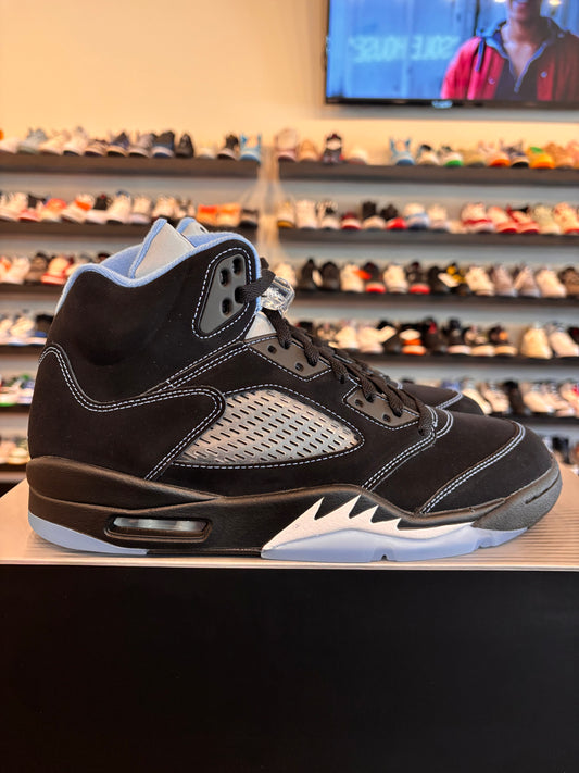 Jordan 5 Black UNC Size 10.5 Brand New