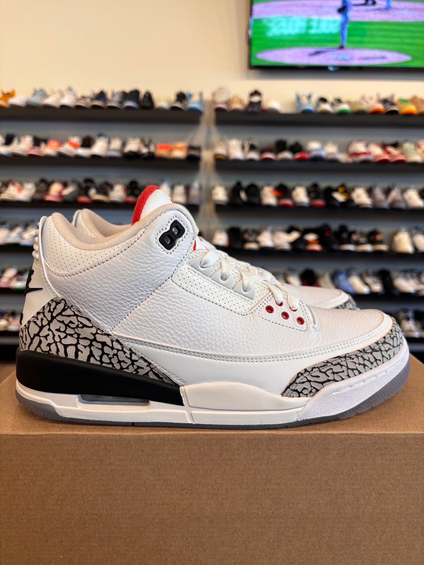 Jordan 3 Free Throw Line Size 9 Brand New (No Box)