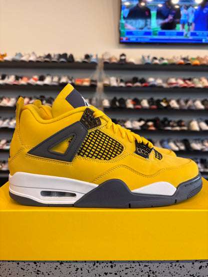 Jordan 4 Lightning Size 9 Brand New