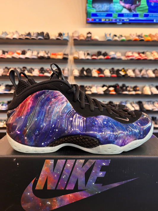 Nike Foamposite Galaxy Size 8.5 Brand New