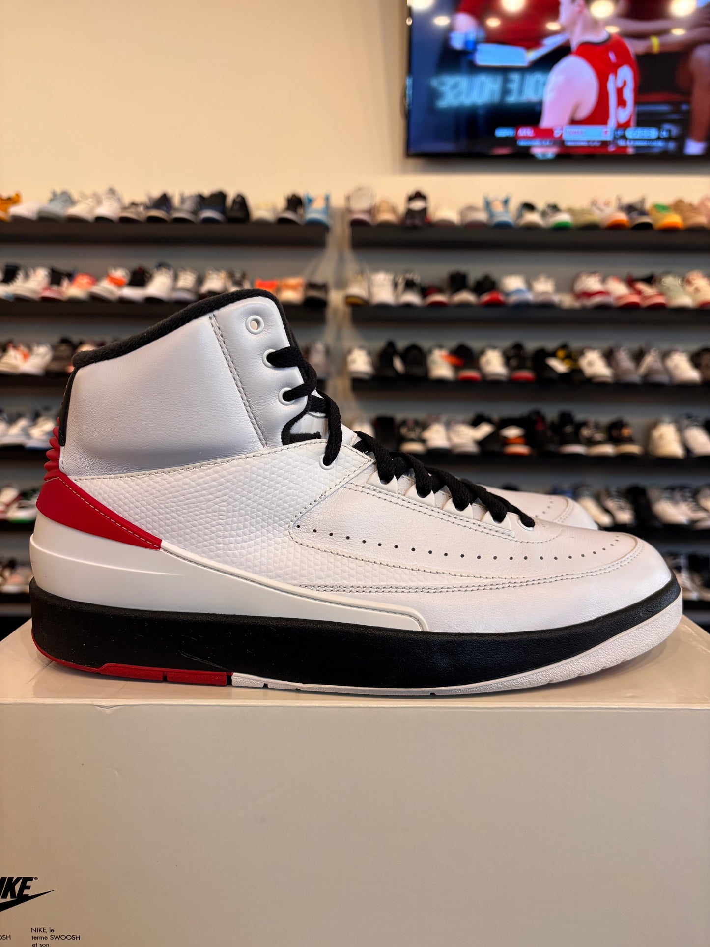 Jordan 2 Chicago Size 11.5 Pre-Owned