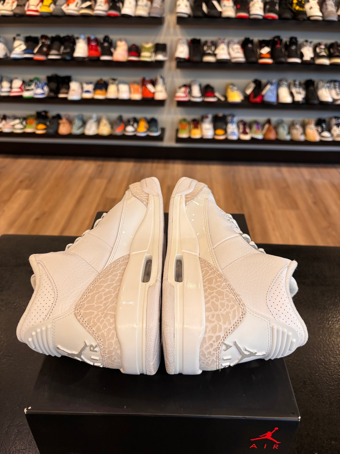 Jordan 3 Pure Money Size 6.5Y (8W) Pre-Owned