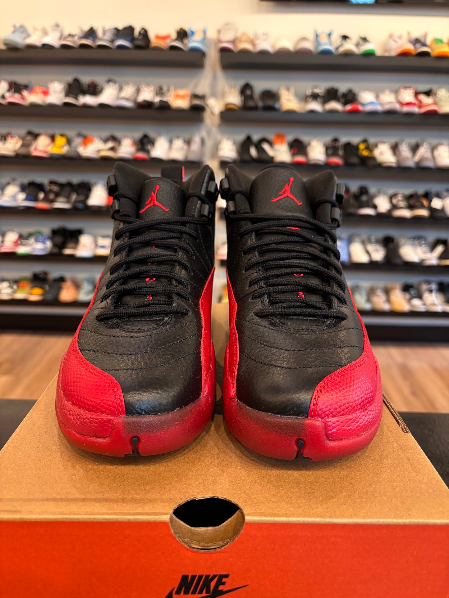 Jordan 12 Flu Game Size 7Y (8.5W) Pre-Owned