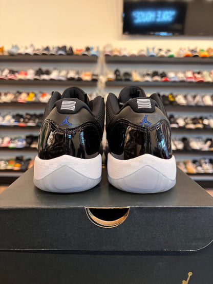 Jordan 11 Low Space Jam Size 7Y (8.5W) Pre-Owned