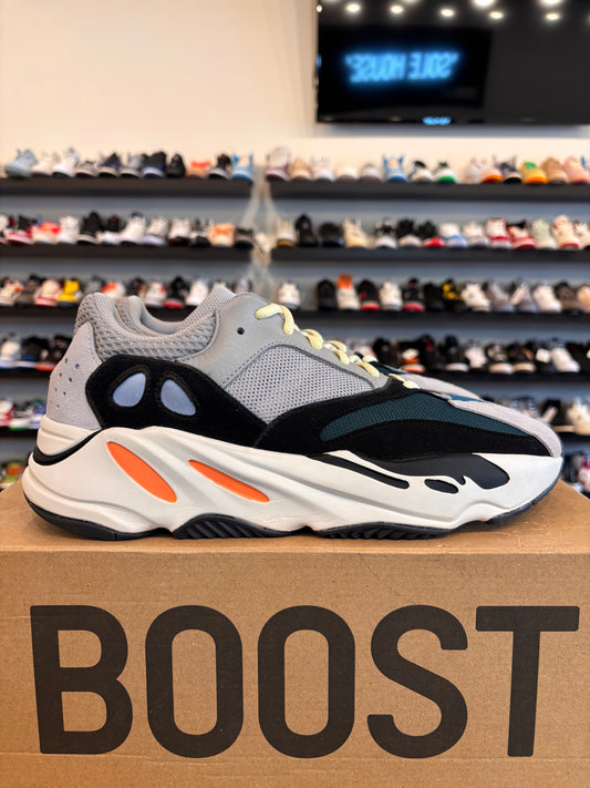 Yeezy 700 Wave Runner Size 11.5 Pre-Owned