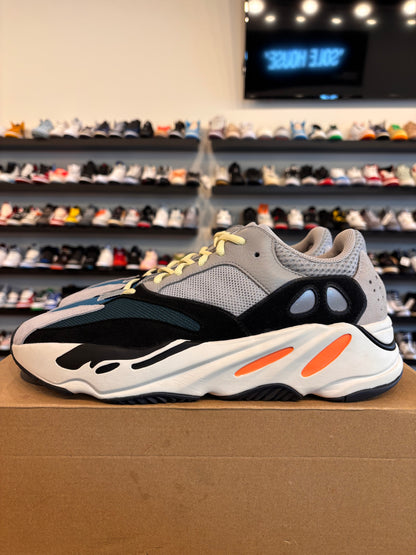 Yeezy 700 Wave Runner Size 11.5 Pre-Owned