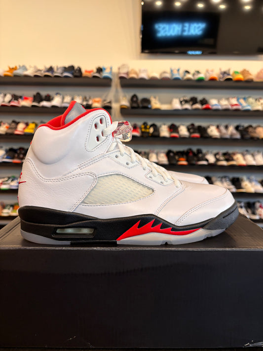 Jordan 5 Fire Red 2020 Size 8 Brand New