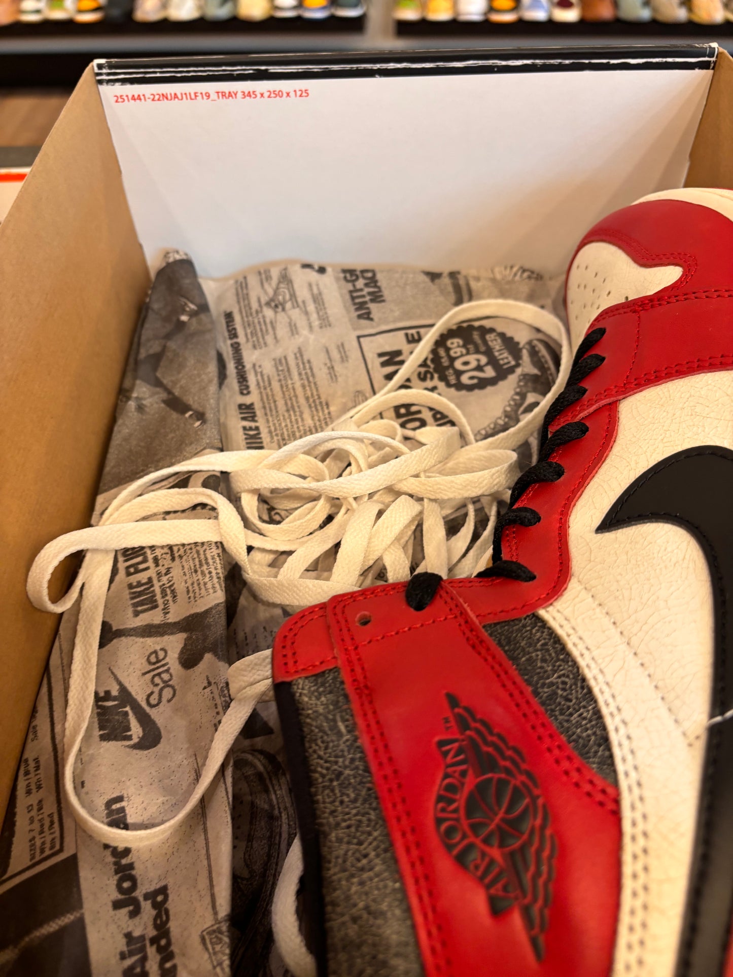Jordan 1 Lost and Found Size 12 Pre-Owned
