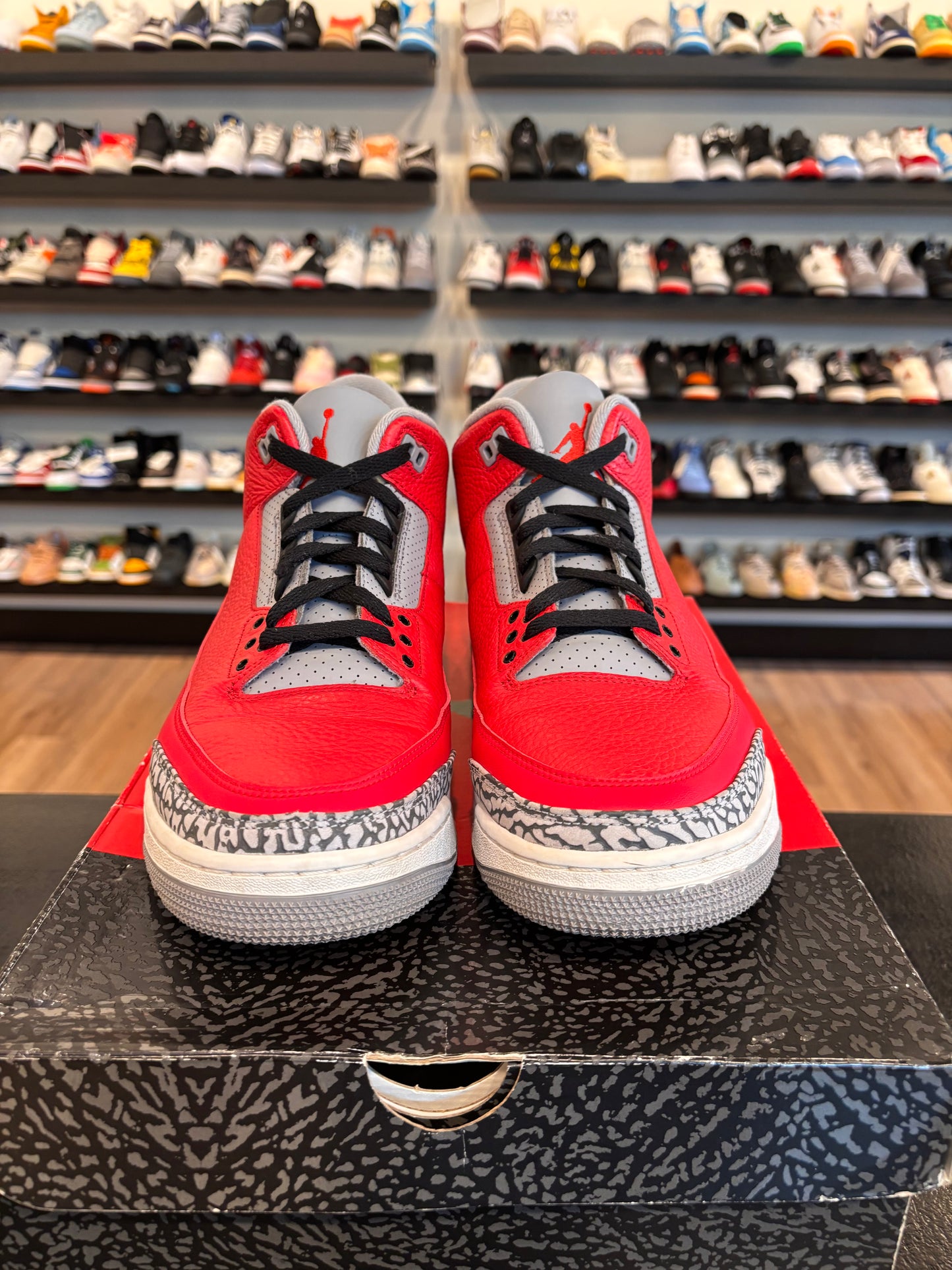 Jordan 3 Unite Size 12.5 Pre-Owned