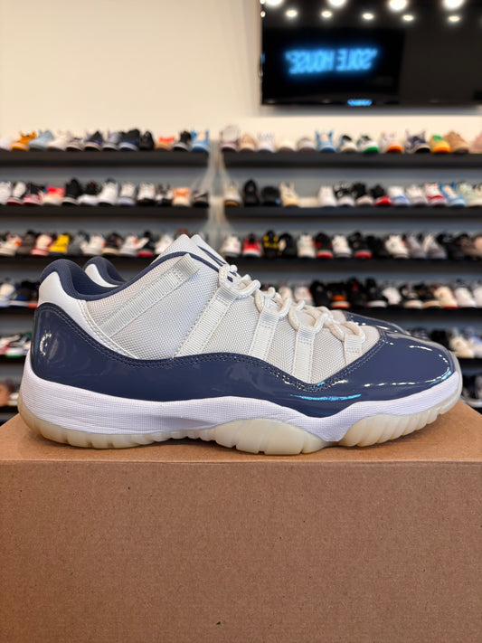 Jordan 11 Low Diffused Blue Size 11 Pre-Owned (No Box)