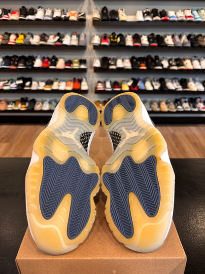 Jordan 11 Low Diffused Blue Size 11 Pre-Owned (No Box)