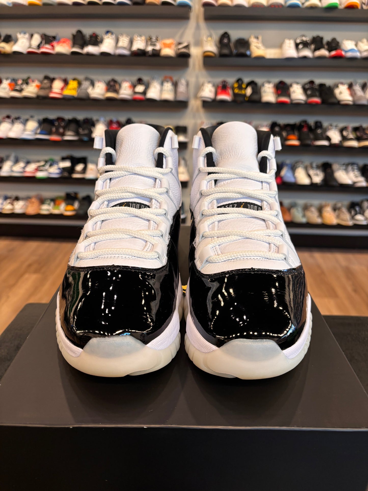 Jordan 11 Gratitude Size 12 Pre-Owned