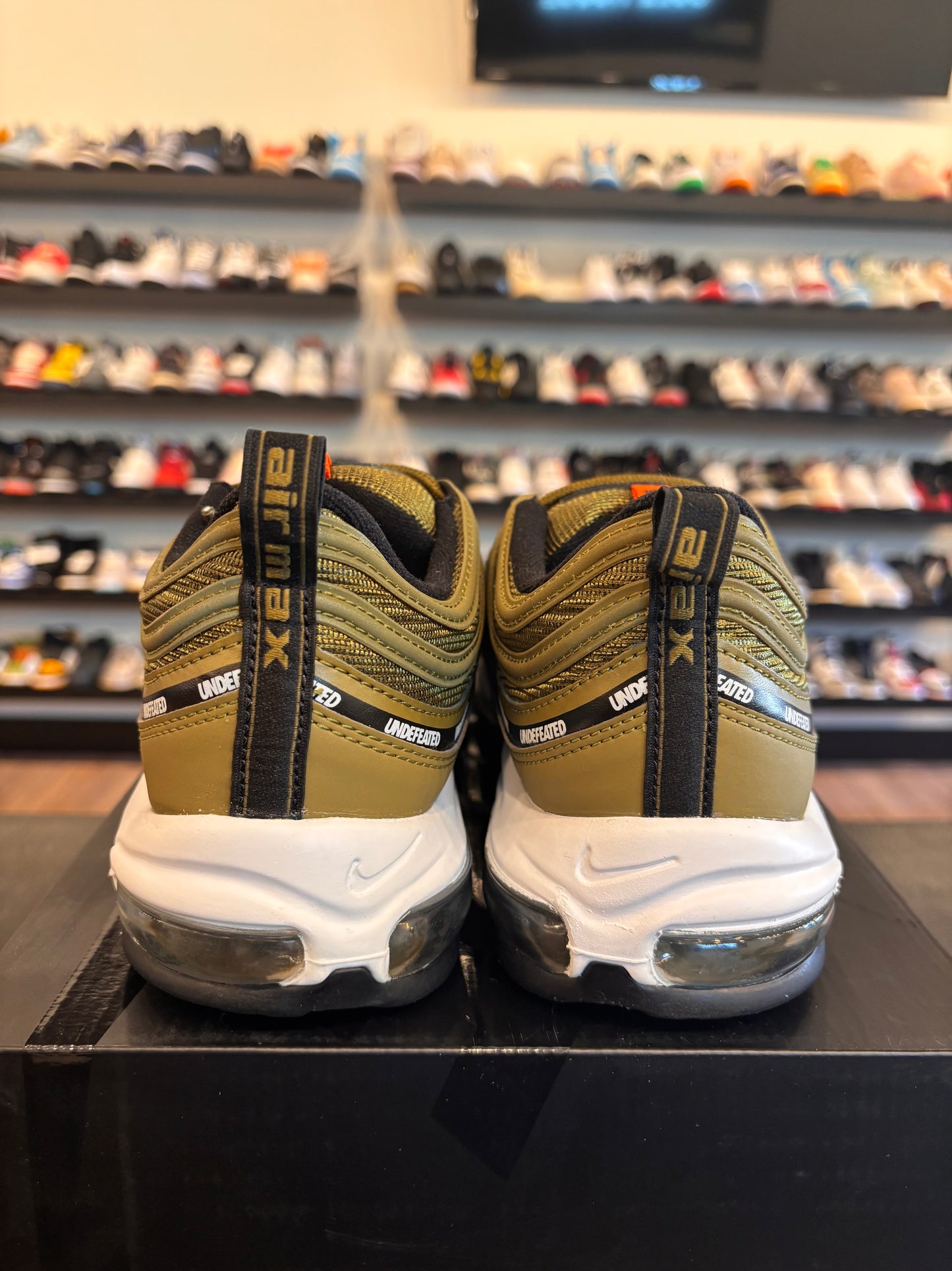 Nike Air Max 97 Undefeated Green Size 12 Brand New