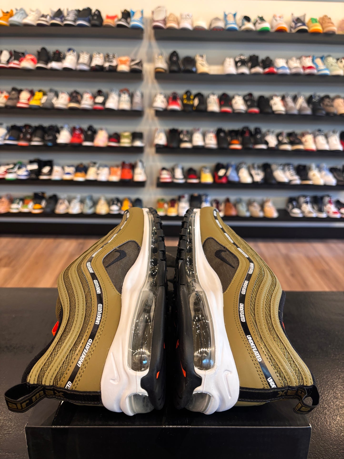 Nike Air Max 97 Undefeated Green Size 12 Brand New