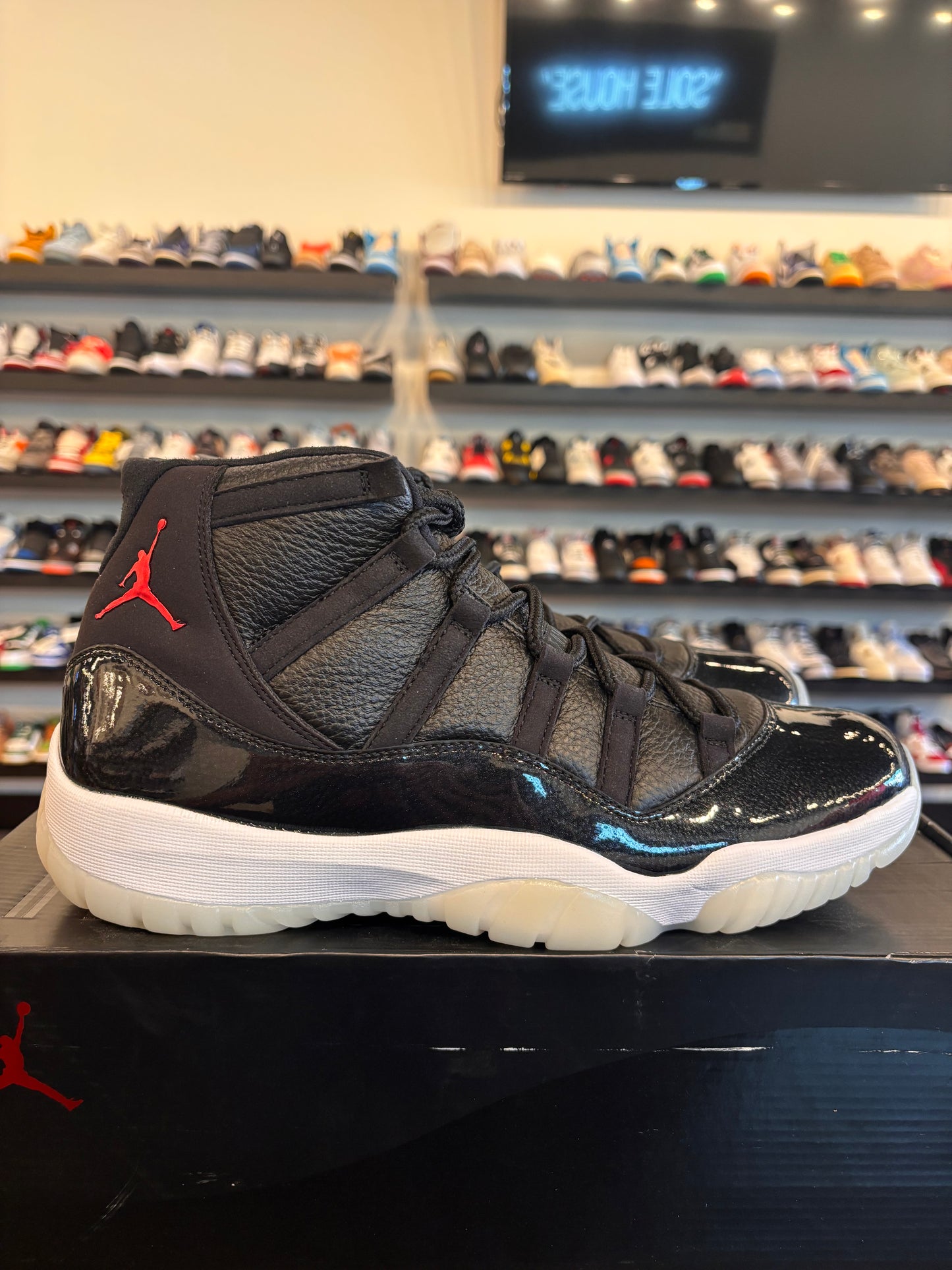 Jordan 11 72-10 Size 12 Brand New