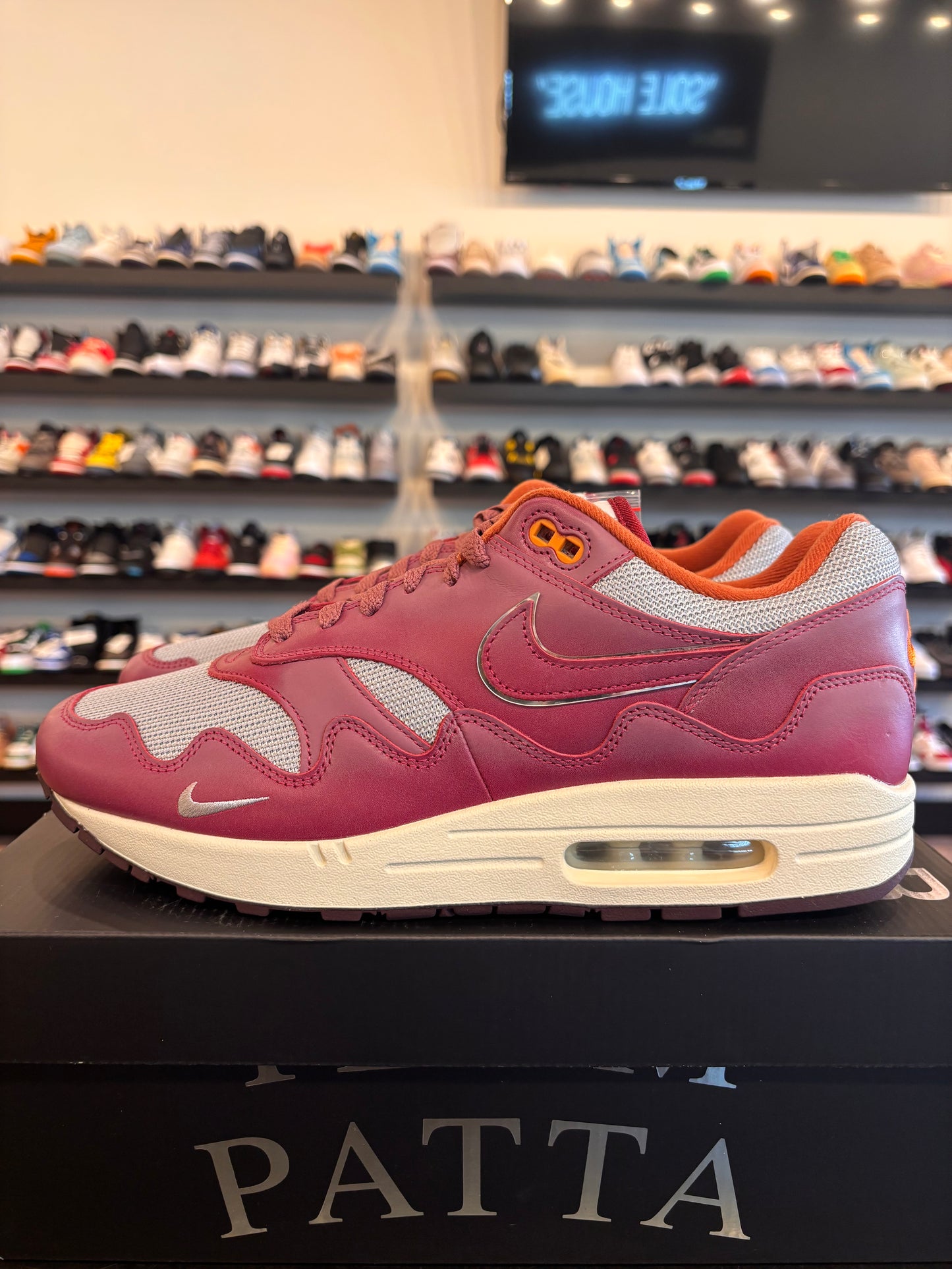 Nike Air Max 1 Patta Maroon Size 12 Brand New