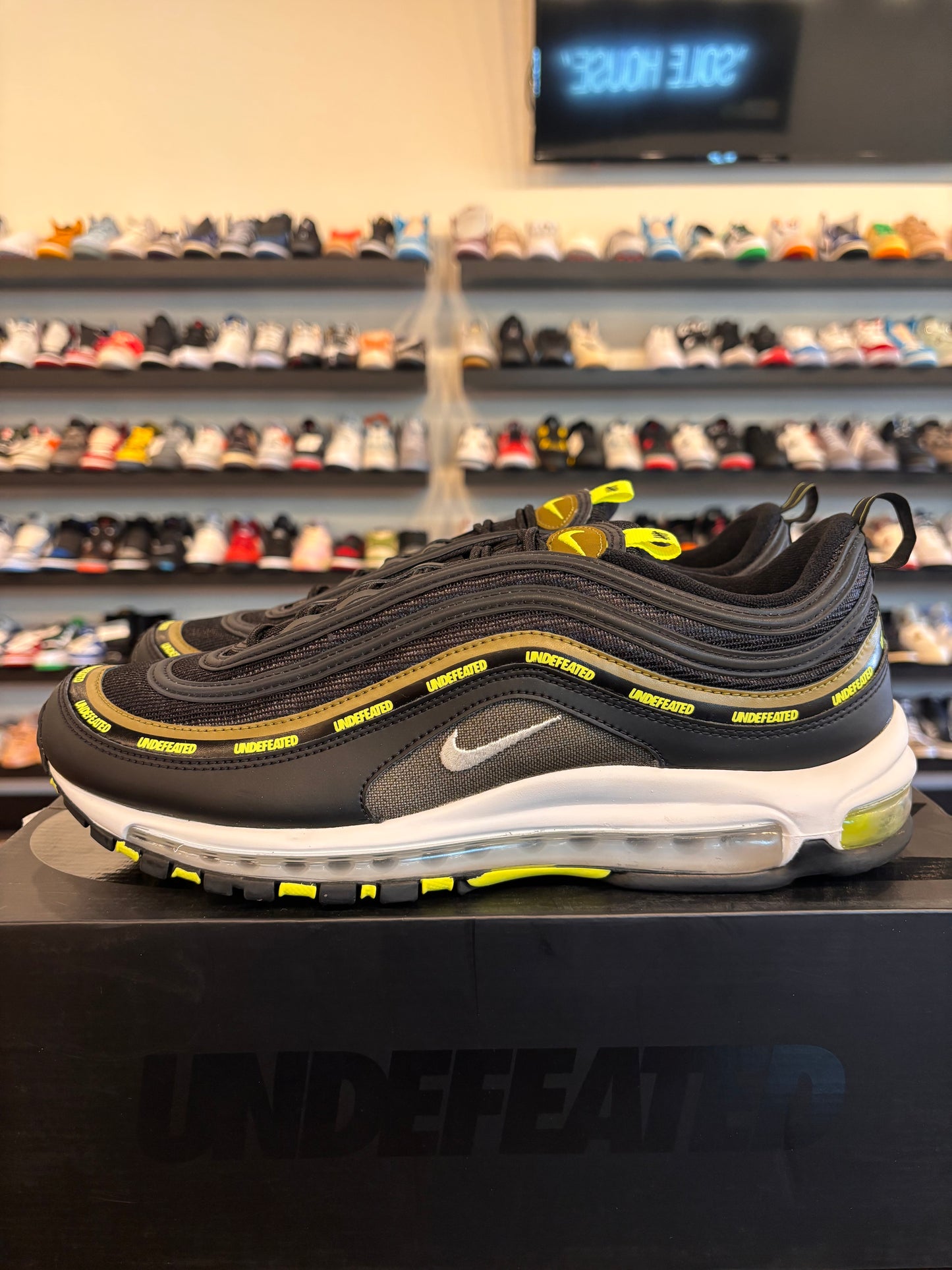 Nike Air Max 97 Undefeated Volt Size 12 Brand New