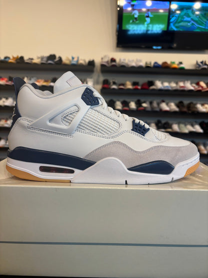 Jordan 4 SB Navy Size 11.5 Brand New (With Flaws)