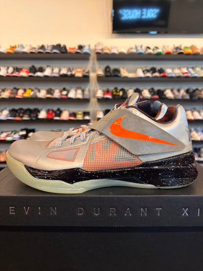 Nike KD 4 Galaxy 2024 Size 10 Pre-Owned (No Box)