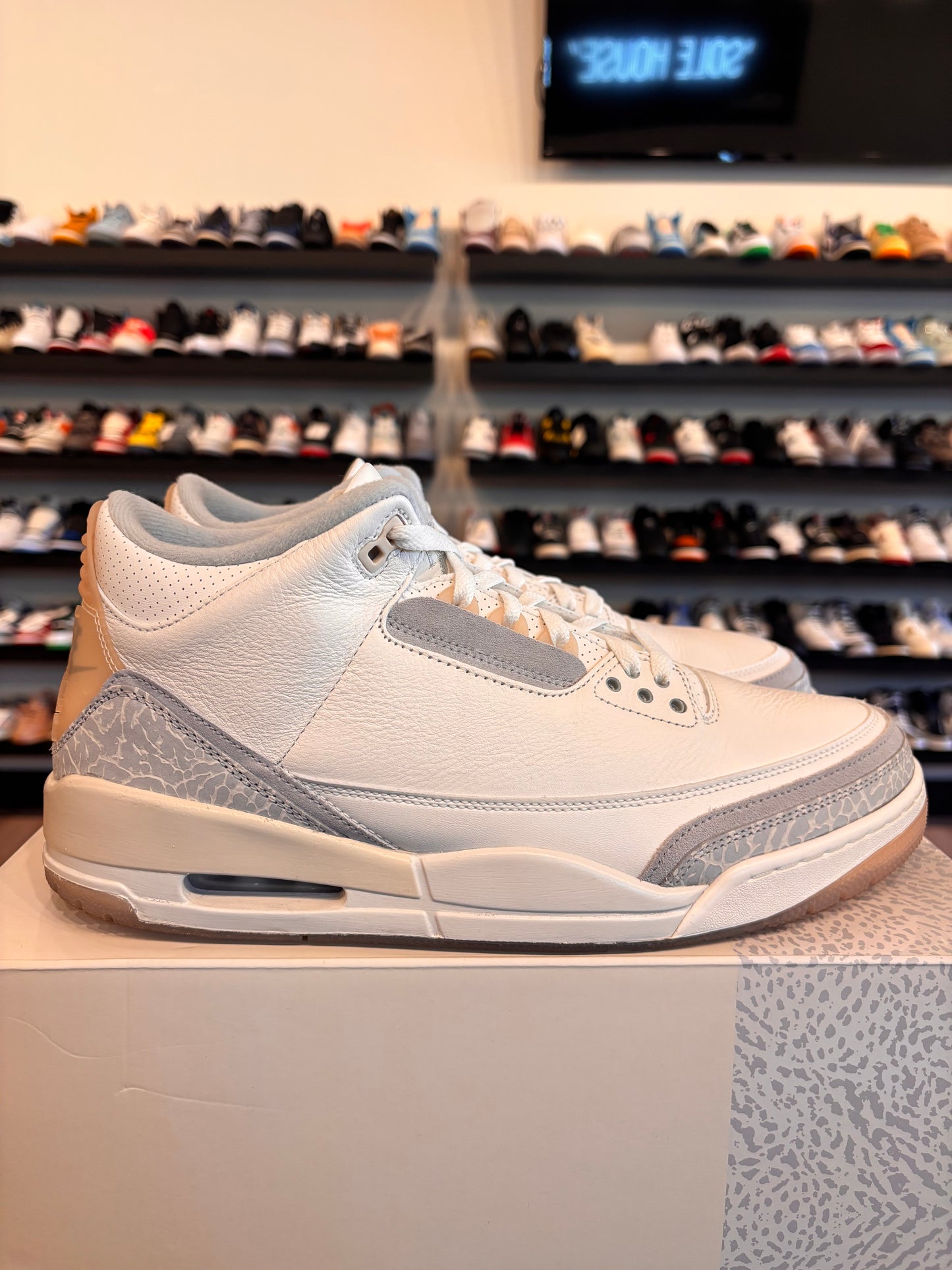 Jordan 3 Craft Size 12 Pre-Owned