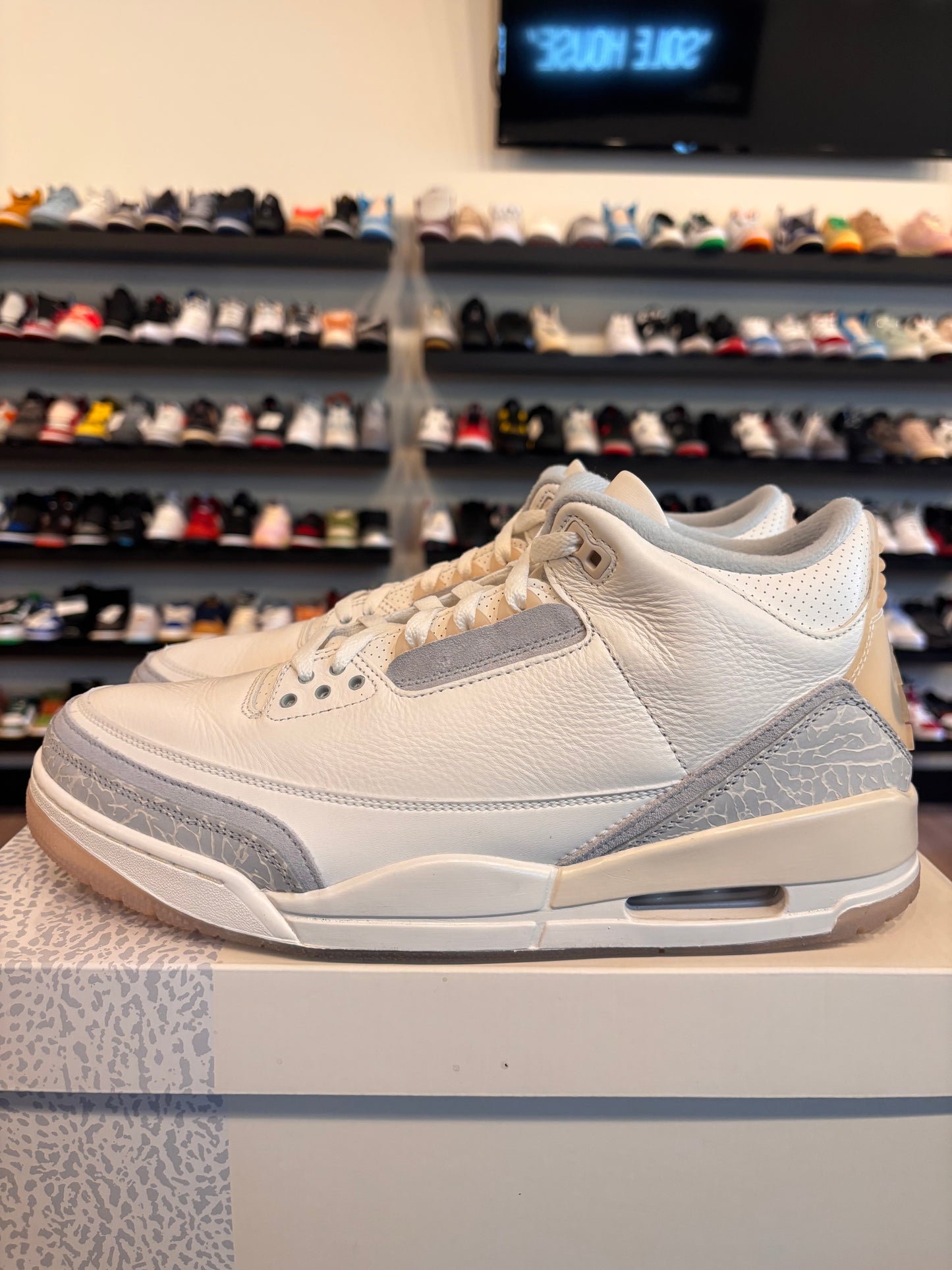 Jordan 3 Craft Size 12 Pre-Owned