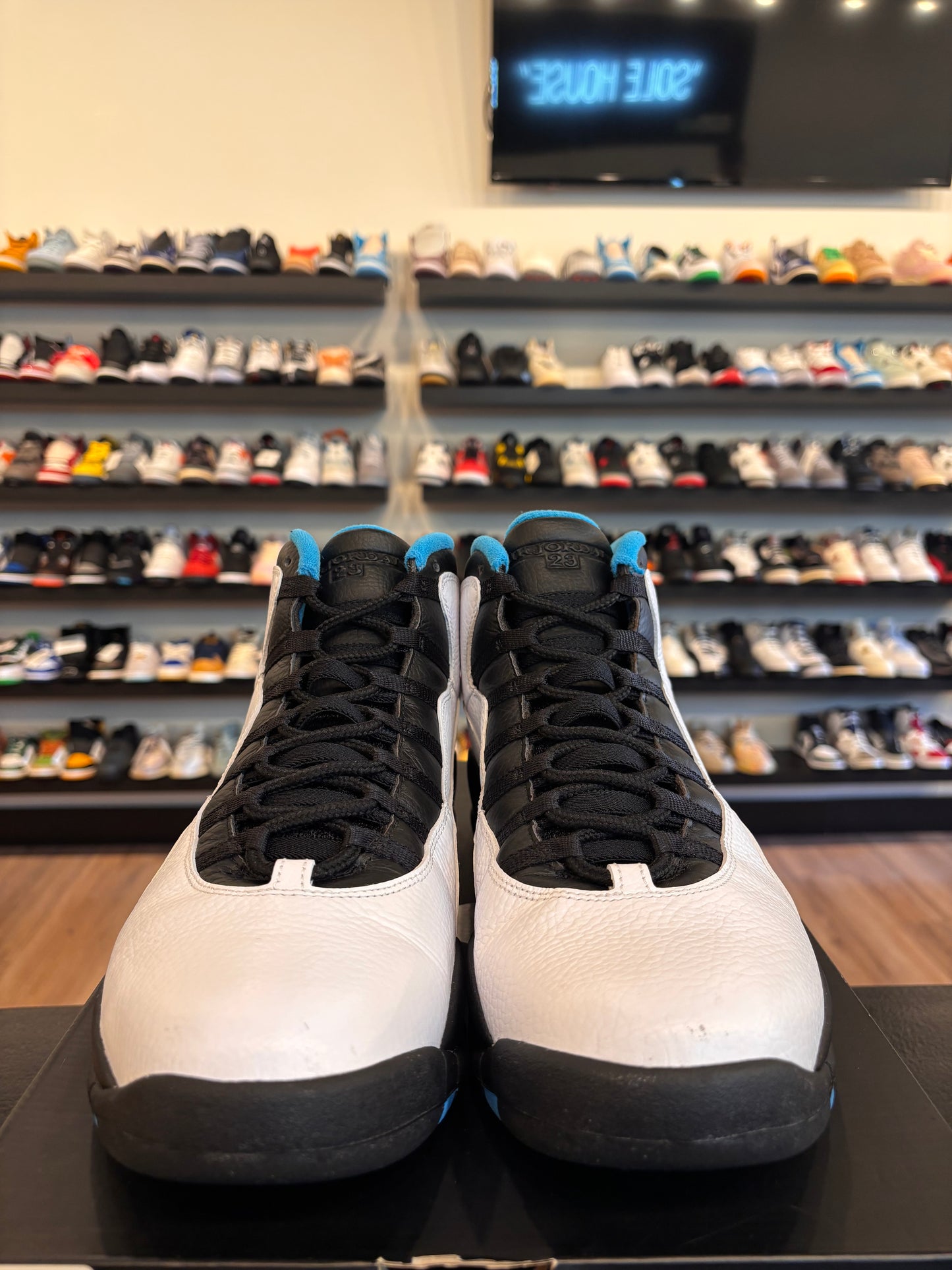 Jordan 10 Powder Blue Size 12.5 Pre-Owned