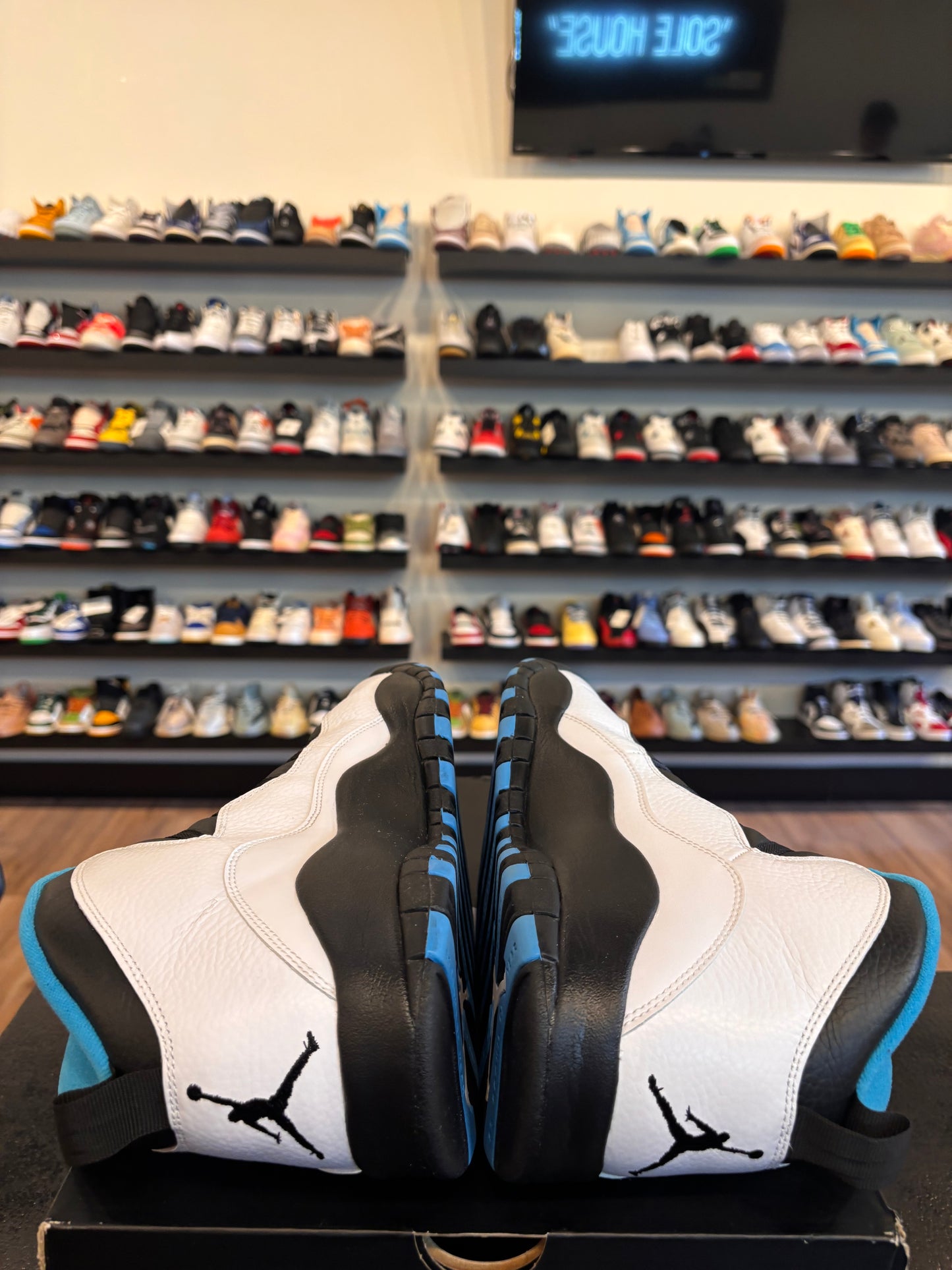 Jordan 10 Powder Blue Size 12.5 Pre-Owned