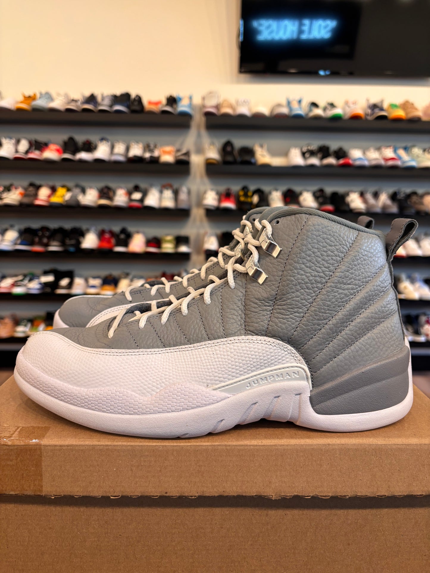 Jordan 12 Stealth Size 10.5 Pre-Owned (No Box)