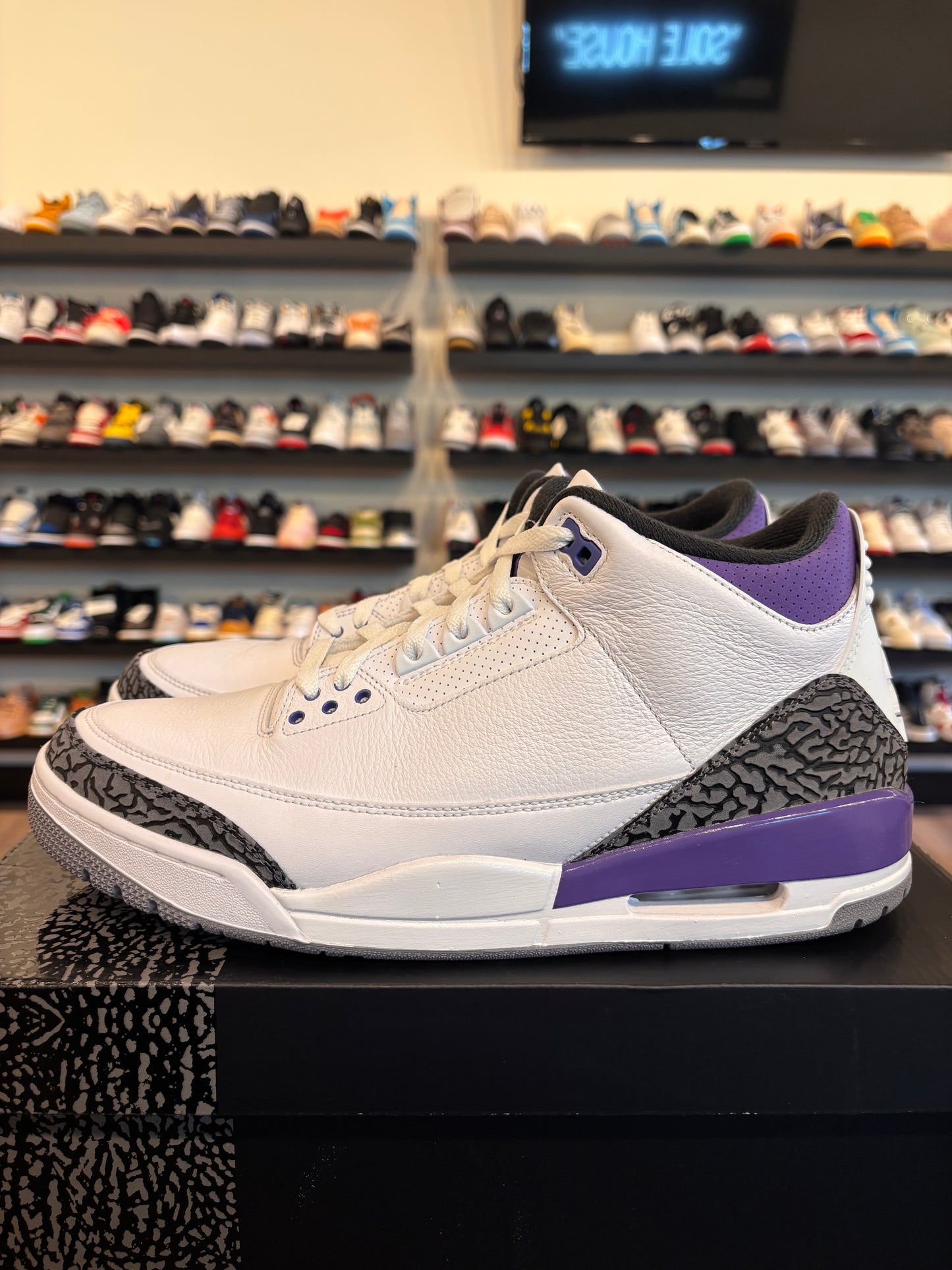 Jordan 3 Dark Iris Size 12 Pre-Owned