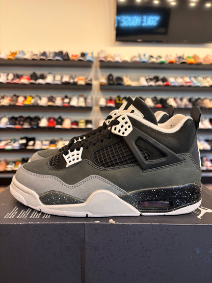 Jordan 4 Fear 2024 Size 7 (8.5W) Pre-Owned