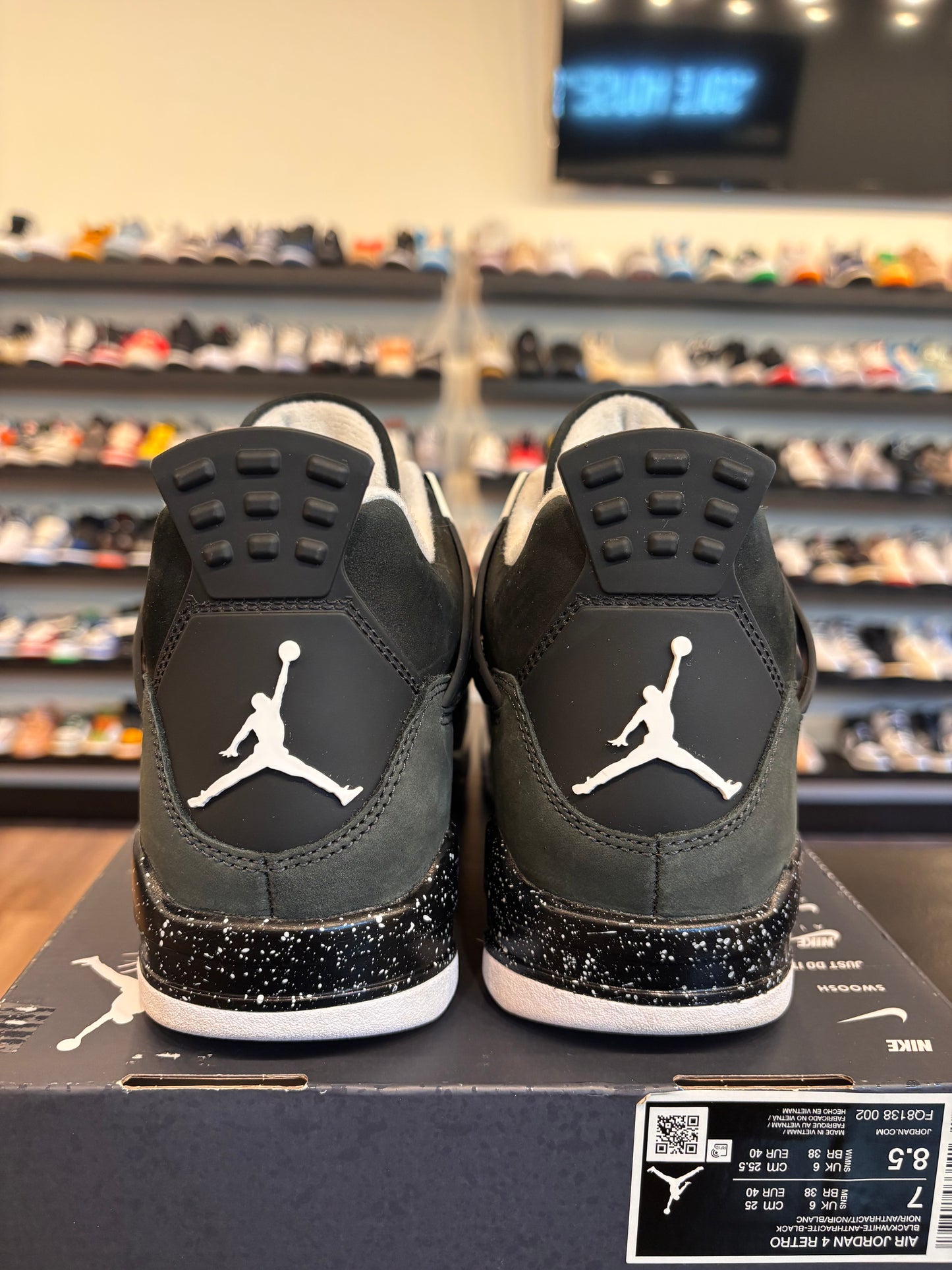 Jordan 4 Fear 2024 Size 7 (8.5W) Pre-Owned