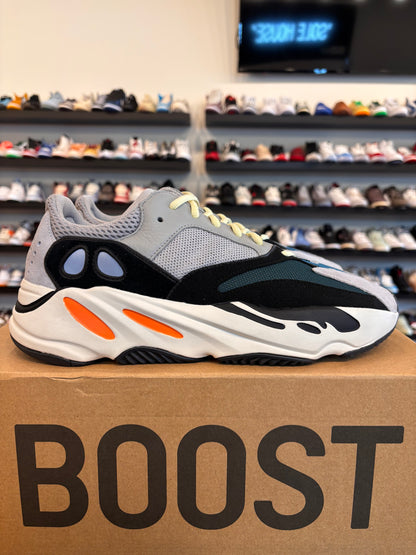 Yeezy 700 Wave Runner Size 11.5 Pre-Owned