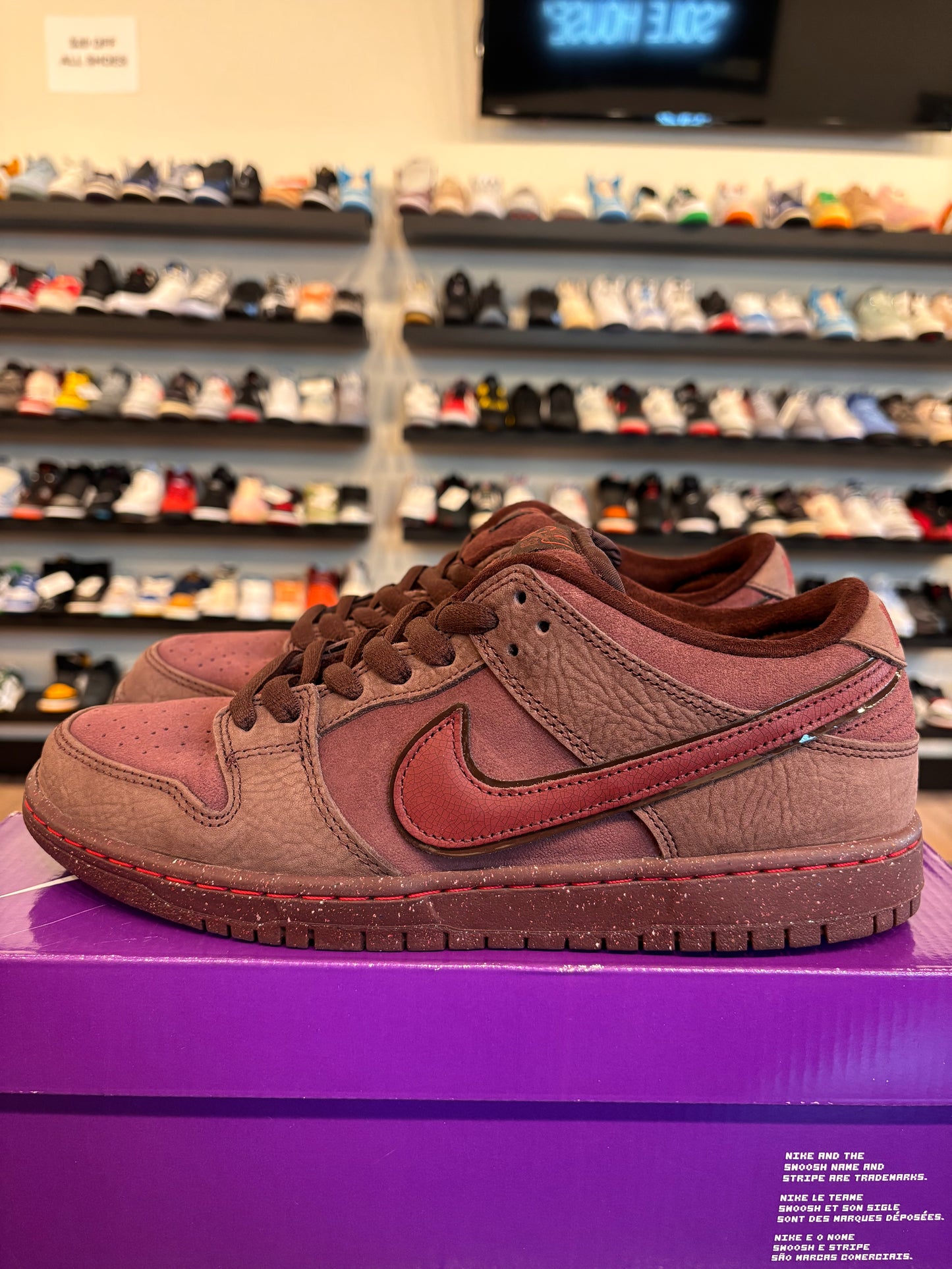 Nike SB Dunk Low Burgundy Crush Size 9.5 Pre-Owned