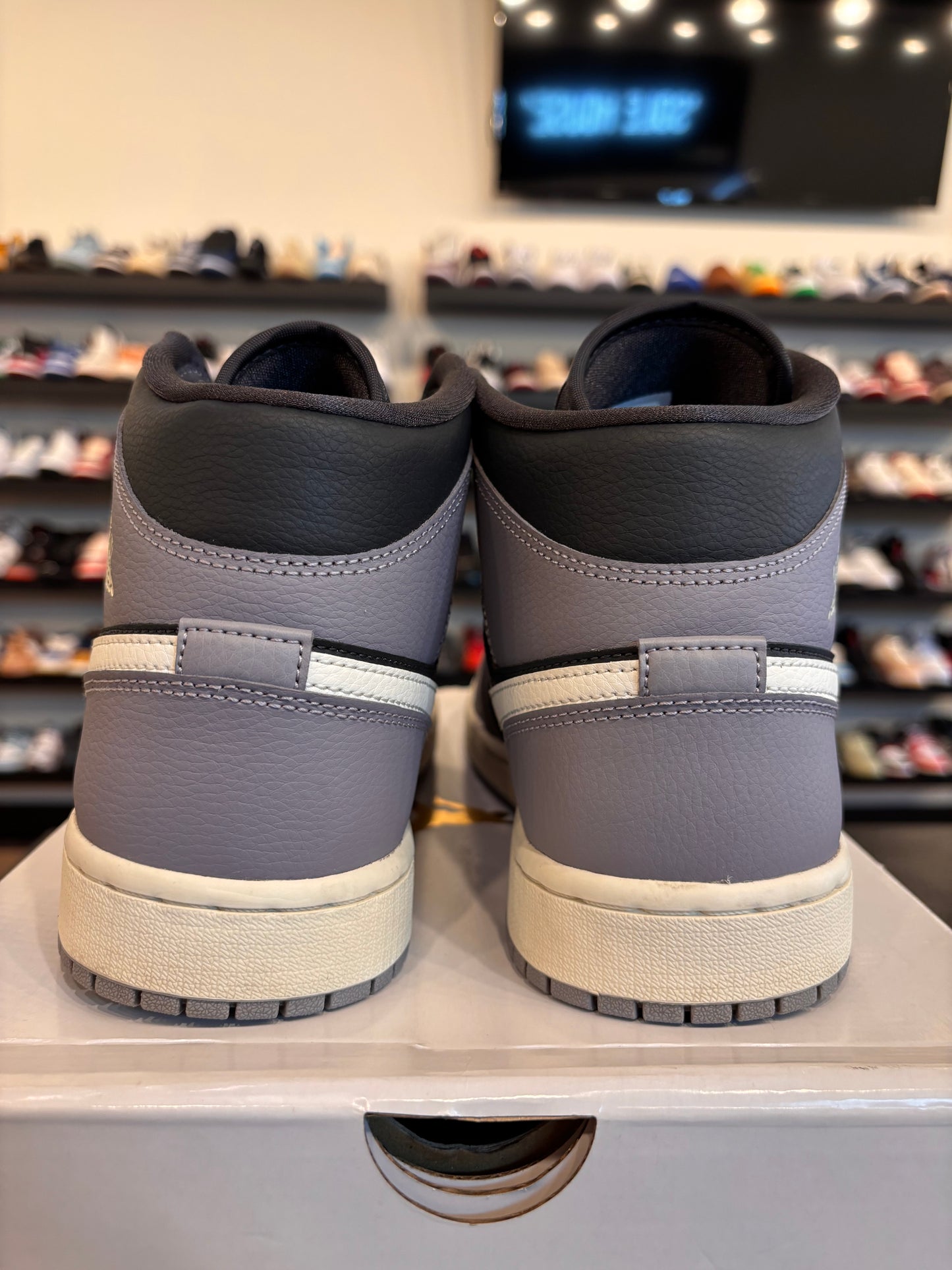 Jordan 1 Mid Grey Size 9.5 (11W) Pre-Owned
