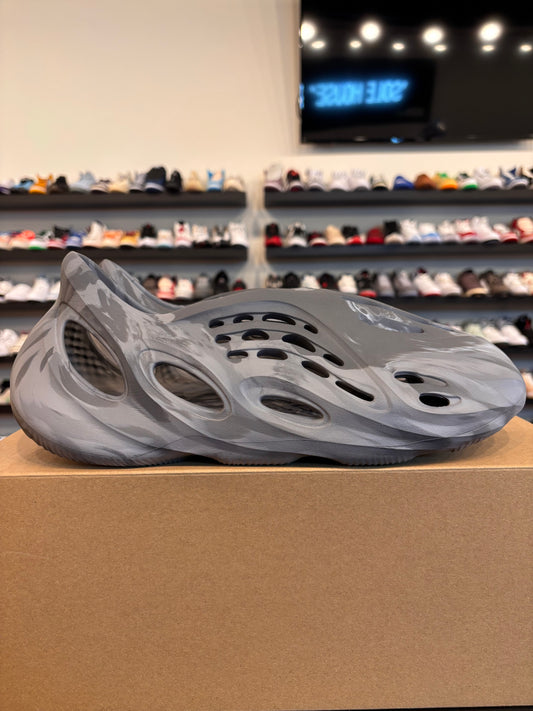 Yeezy Foam RNNR MX Granite Size 13 Pre-Owned
